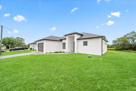 3371 Meadow Road Lehigh Acres FL 33974