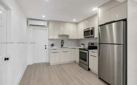 2121 NW 86th Terrace Miami FL 33147