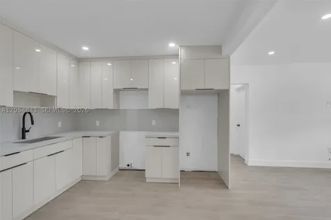 2121 NW 86th Terrace Miami FL 33147