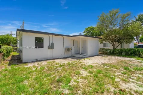 2121 NW 86th Terrace Miami FL 33147