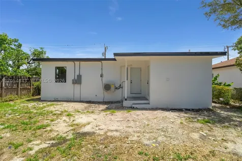 2121 NW 86th Terrace Miami FL 33147