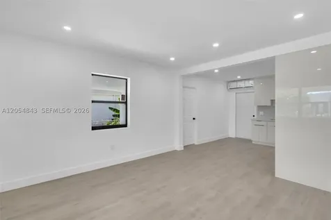 2121 NW 86th Terrace Miami FL 33147
