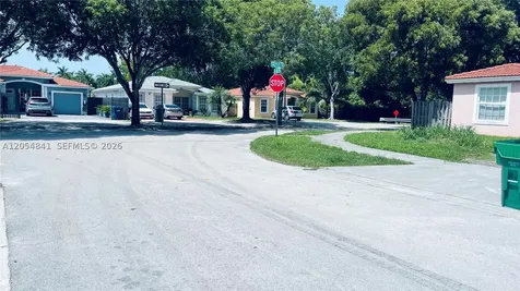 25586 SW 138th Place Homestead FL 33032