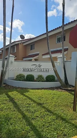 8253 NW 5th Terrace Miami FL 33126