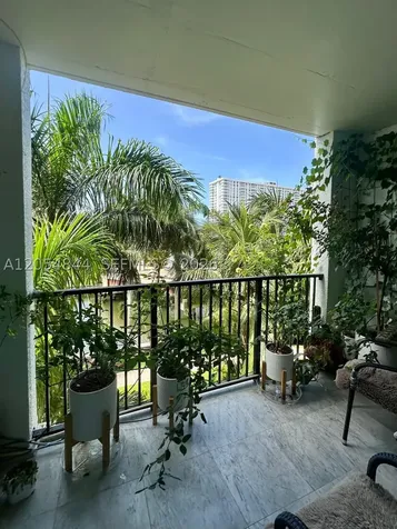 17150 N Bay Road Sunny Isles Beach FL 33160