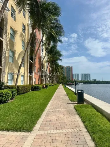 17150 N Bay Road Sunny Isles Beach FL 33160