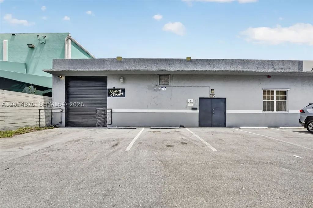 2027 Sherman Street Hollywood FL 33020