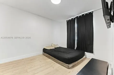 19 SE 4th Terrace Dania Beach FL 33004