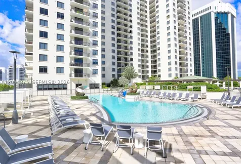999 SW 1st Avenue Miami FL 33130