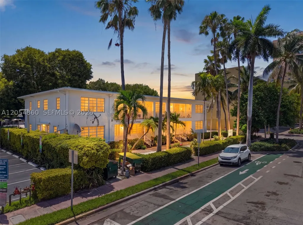 901 Pennsylvania Avenue Miami Beach FL 33139