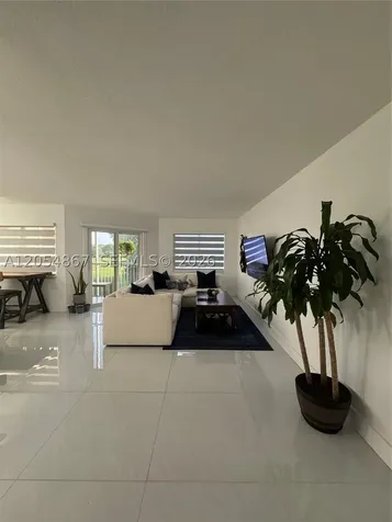 500 SW 130th Terrace Pembroke Pines FL 33027