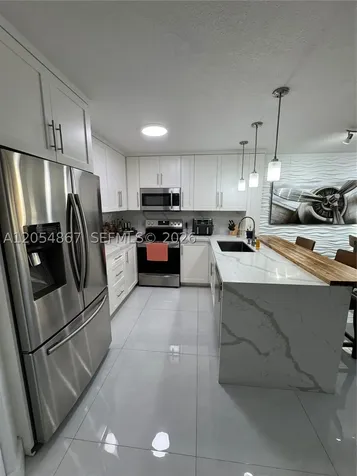 500 SW 130th Terrace Pembroke Pines FL 33027