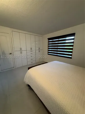 500 SW 130th Terrace Pembroke Pines FL 33027