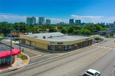721 NW 21st Court Miami FL 33125