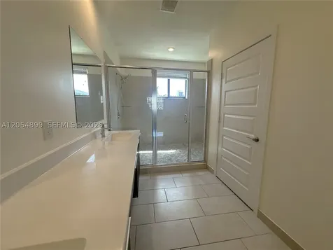 4713 NW 84th Court Doral FL 33166