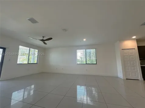 4713 NW 84th Court Doral FL 33166