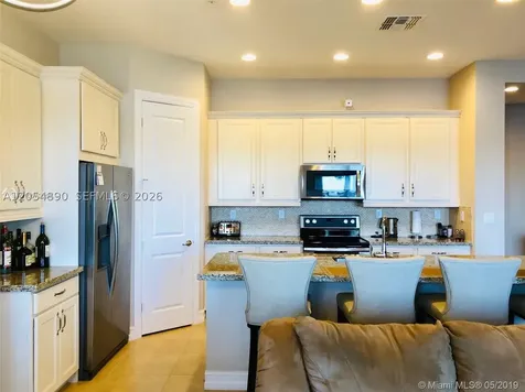 1409 SW 113th Avenue Pembroke Pines FL 33025