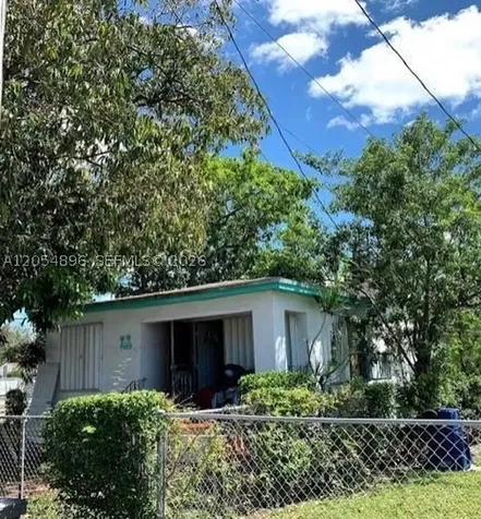 1904 NW 71st Street Miami FL 33147