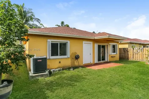 213 SW 15th Place Homestead FL 33030