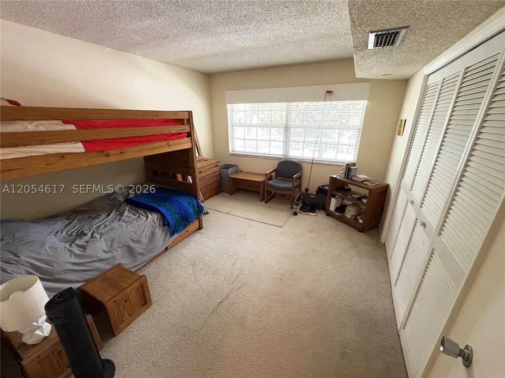 4280 Oaks Terrace Pompano Beach FL 33069