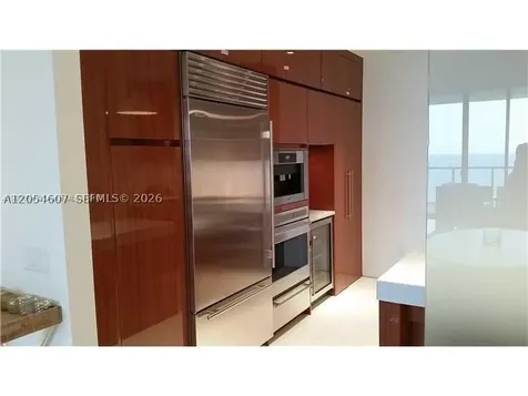 Bal Harbour FL 33154
