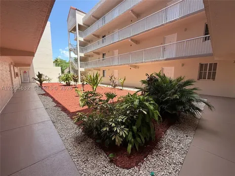 6195 NW 186th Street Hialeah FL 33015