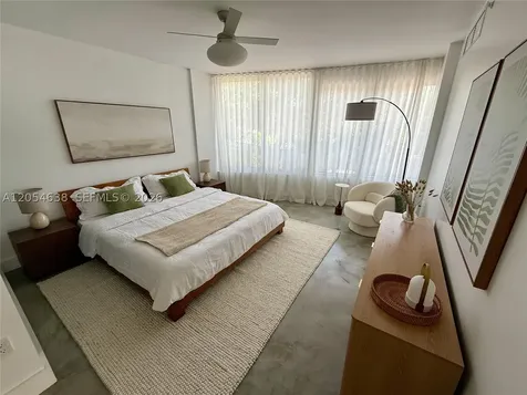 2155 Washington Court Miami Beach FL 33139