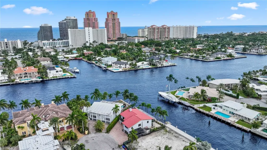 2886 NE 25th Street Fort Lauderdale FL 33305