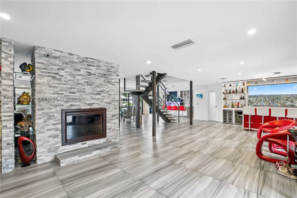 2886 NE 25th Street Fort Lauderdale FL 33305