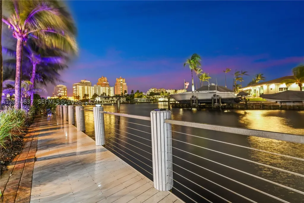 2886 NE 25th Street Fort Lauderdale FL 33305