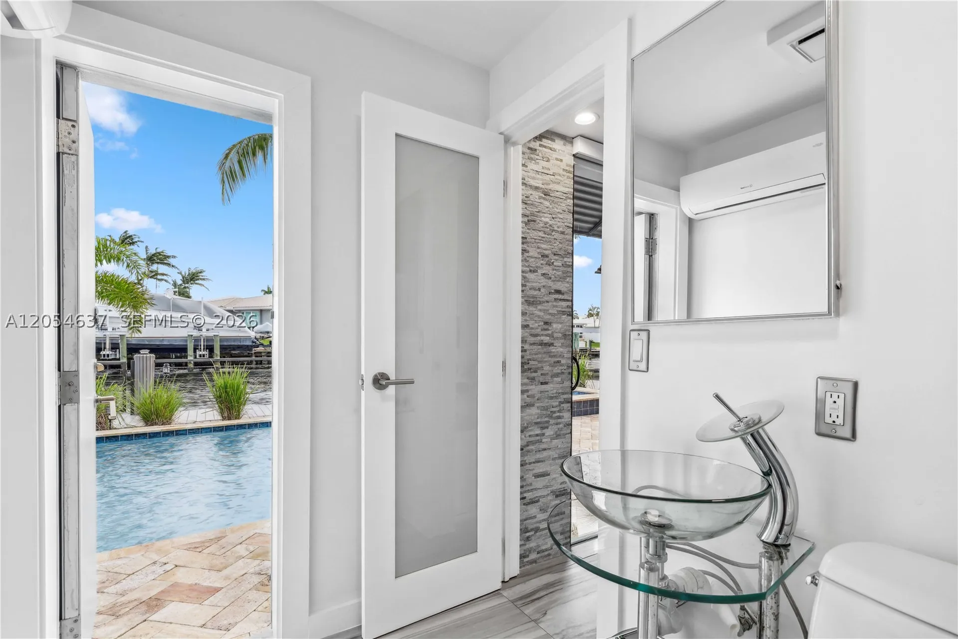 2886 NE 25th Street Fort Lauderdale FL 33305