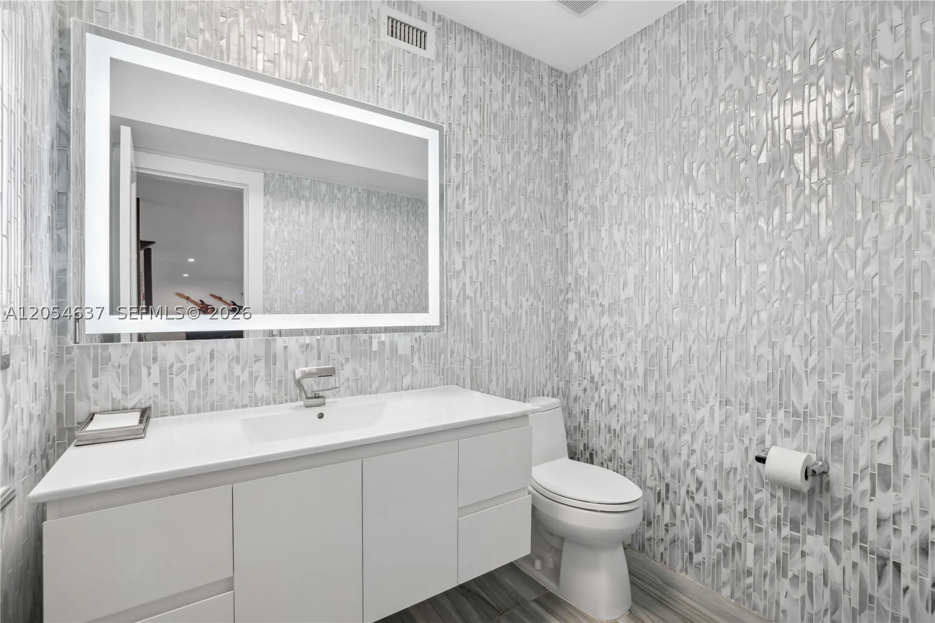 2886 NE 25th Street Fort Lauderdale FL 33305