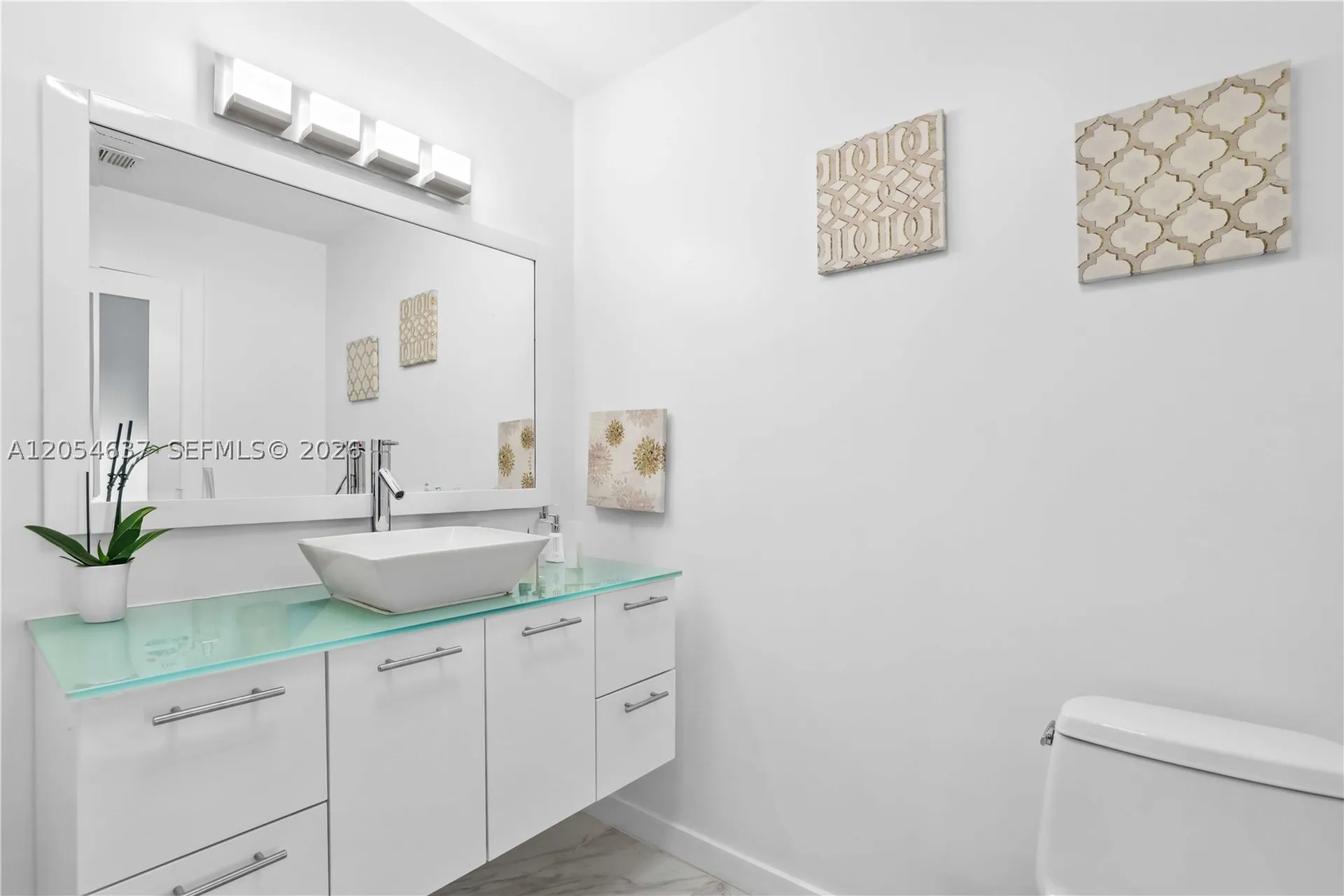 2886 NE 25th Street Fort Lauderdale FL 33305