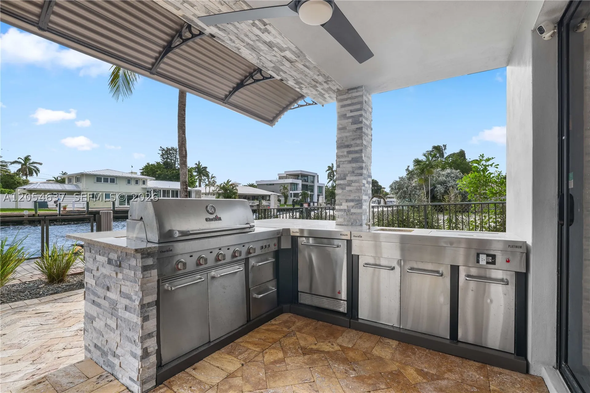 2886 NE 25th Street Fort Lauderdale FL 33305