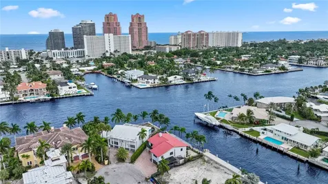 2886 NE 25th Street Fort Lauderdale FL 33305