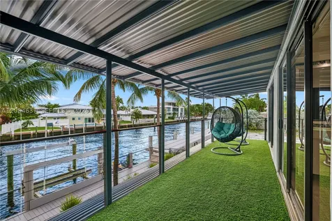 2886 NE 25th Street Fort Lauderdale FL 33305