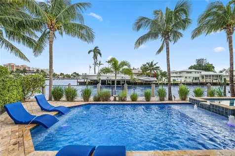 2886 NE 25th Street Fort Lauderdale FL 33305