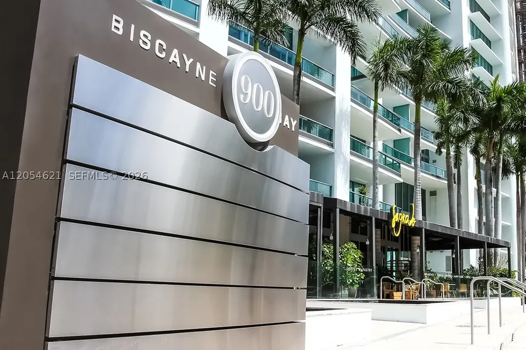 900 Biscayne Boulevard Miami FL 33132