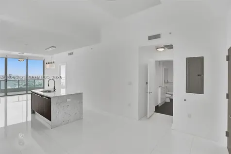 900 Biscayne Boulevard Miami FL 33132