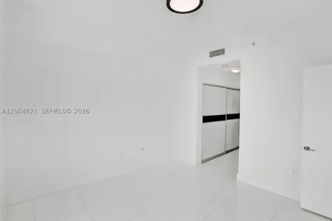 900 Biscayne Boulevard Miami FL 33132