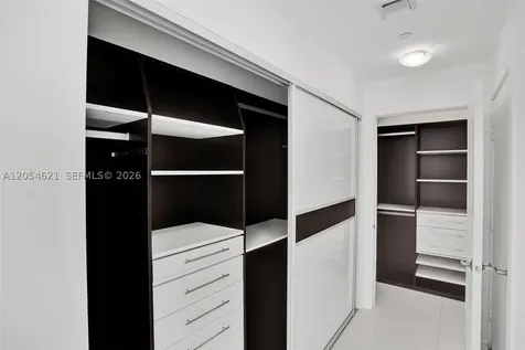 900 Biscayne Boulevard Miami FL 33132