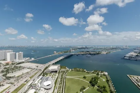 900 Biscayne Boulevard Miami FL 33132