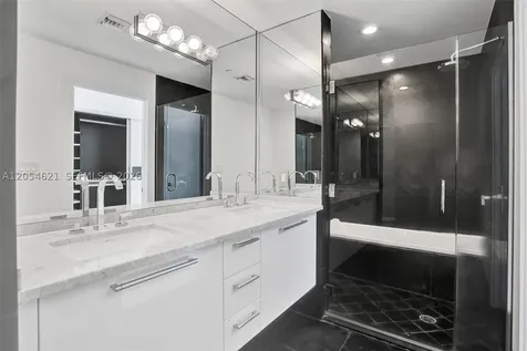 900 Biscayne Boulevard Miami FL 33132