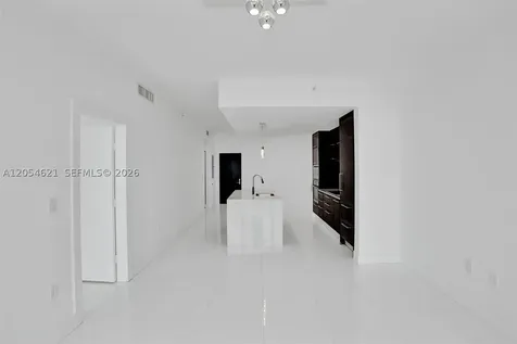 900 Biscayne Boulevard Miami FL 33132
