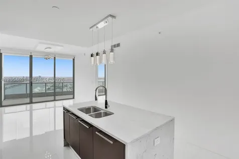 900 Biscayne Boulevard Miami FL 33132