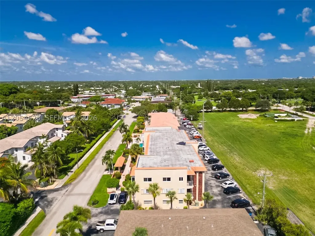 331 SW 8th Street Boca Raton FL 33432