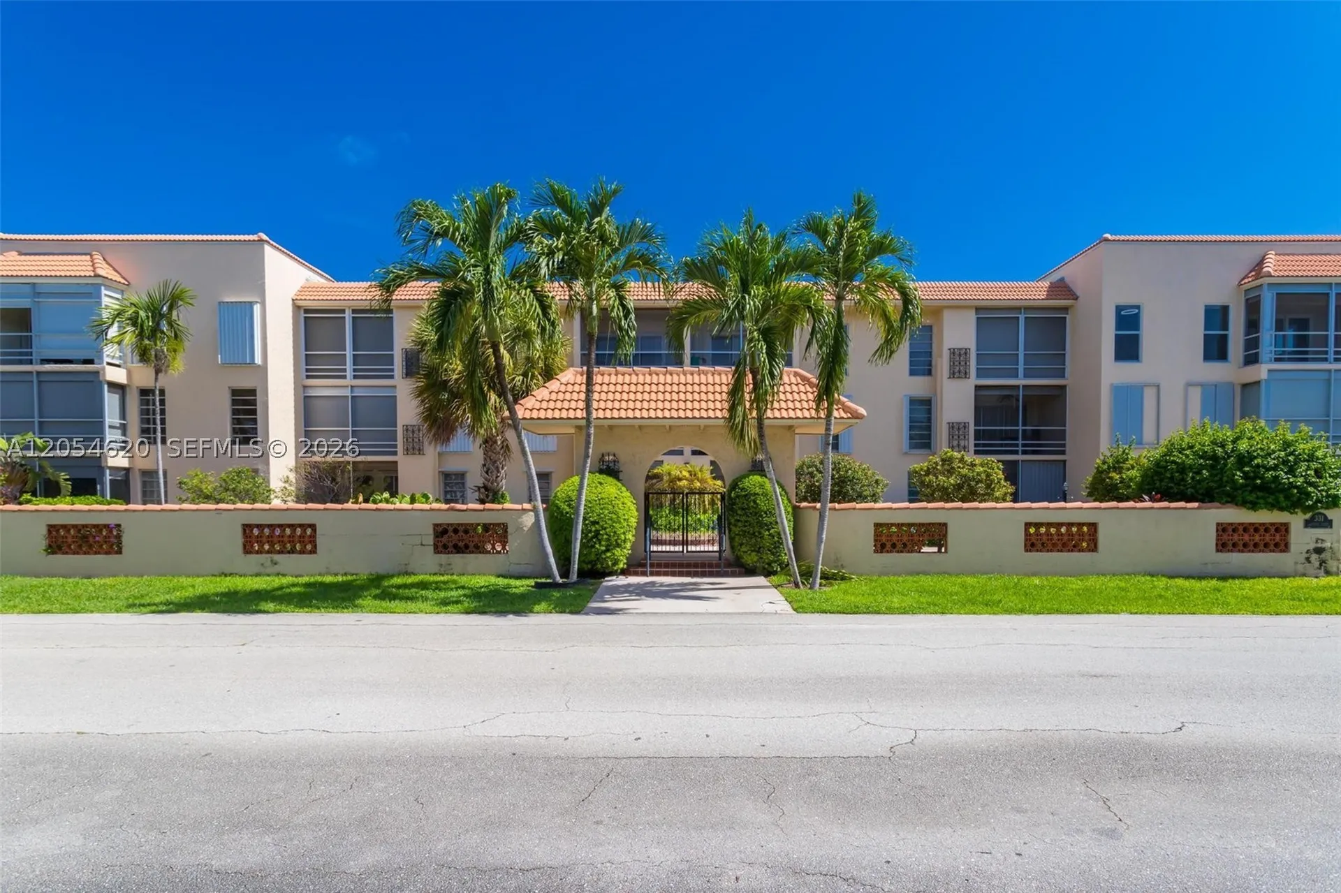 331 SW 8th Street Boca Raton FL 33432