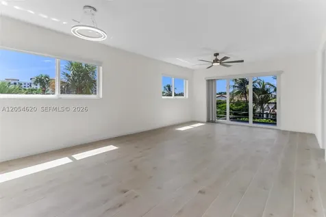 331 SW 8th Street Boca Raton FL 33432