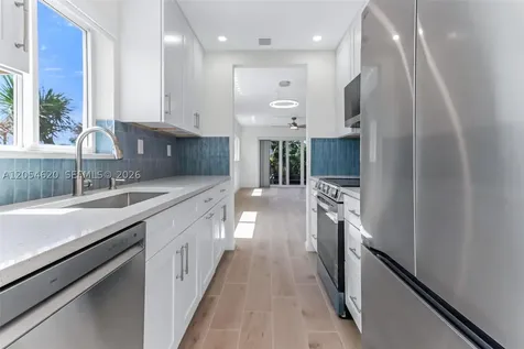 331 SW 8th Street Boca Raton FL 33432