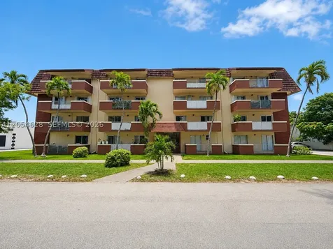 680 Miller Drive Miami Springs FL 33166
